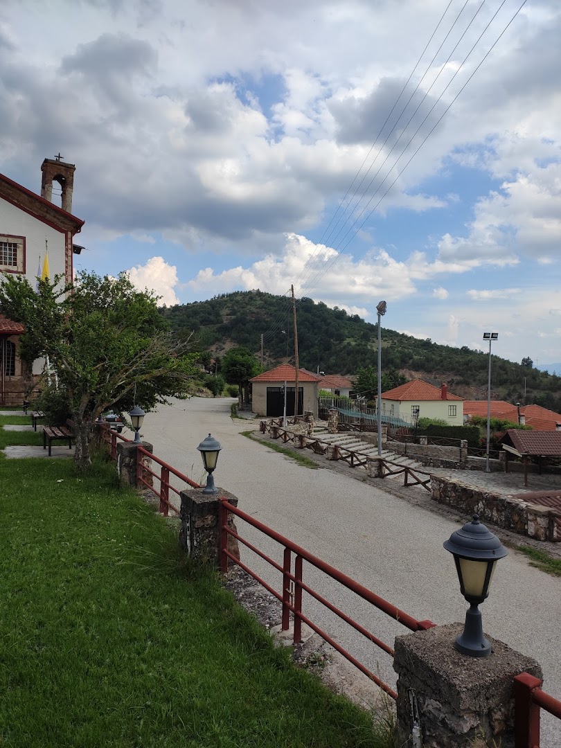 Φωτογραφία: Πλατεία Αγίας Παρασκευής / Sheshi Agia Paraskevi