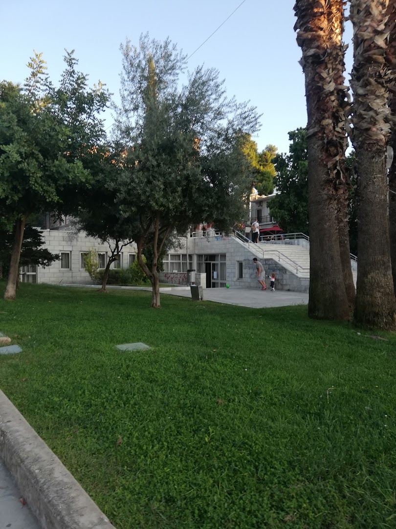 Φωτογραφία: Πλατεία Αγίου Νικολάου