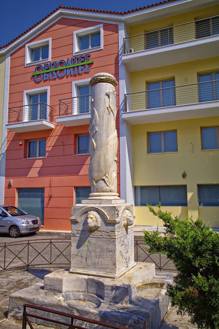 Φωτογραφία: Πλατεία Ρωμάνου