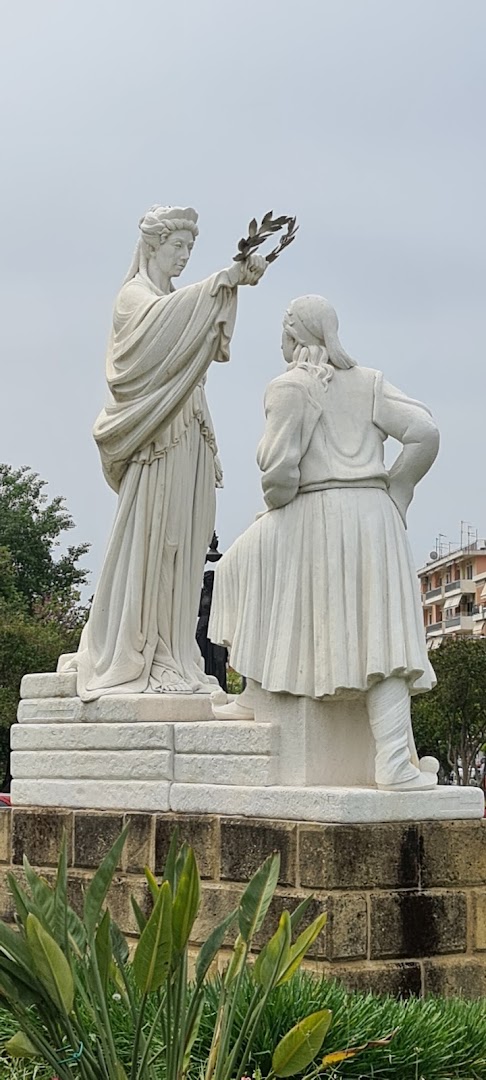 Φωτογραφία: Μνημείο του Έλληνα Αγωνιστή του 1821