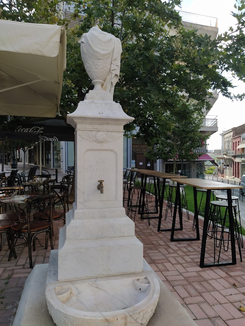 Φωτογραφία: Βρύση μνημειο