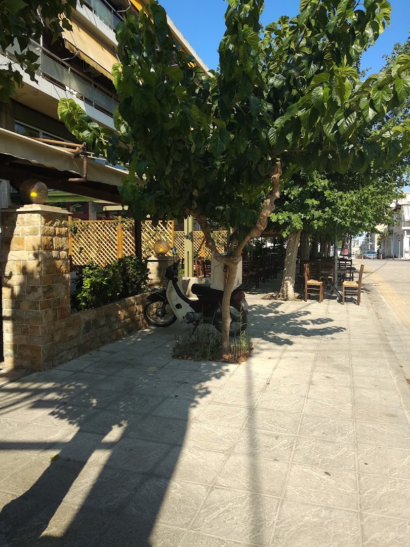Φωτογραφία: Πλατεία Δασκάλας