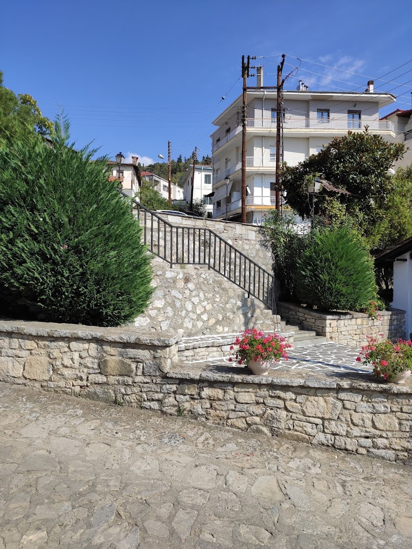 Φωτογραφία: Πλατεία Αγίου Μηνά