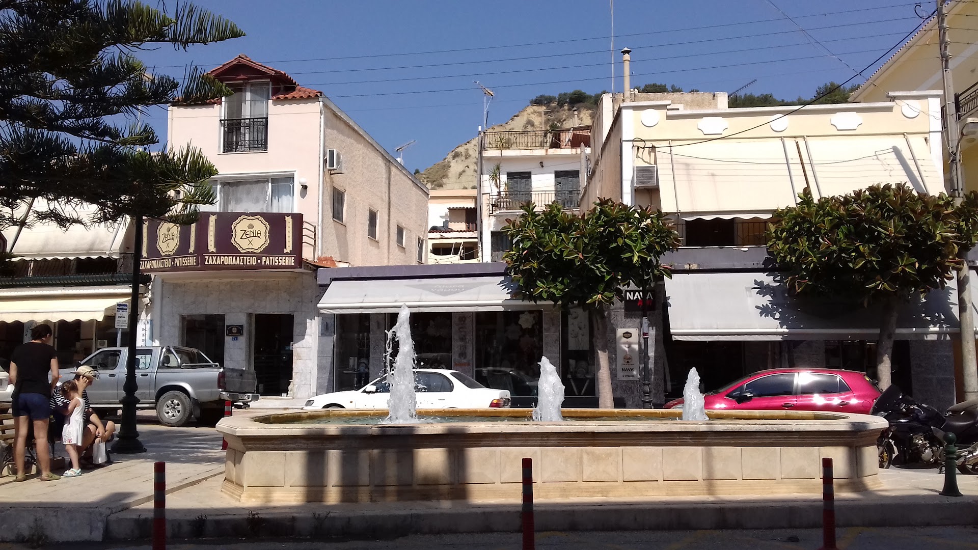 Φωτογραφία: Πλατεία Αγίου Παύλου