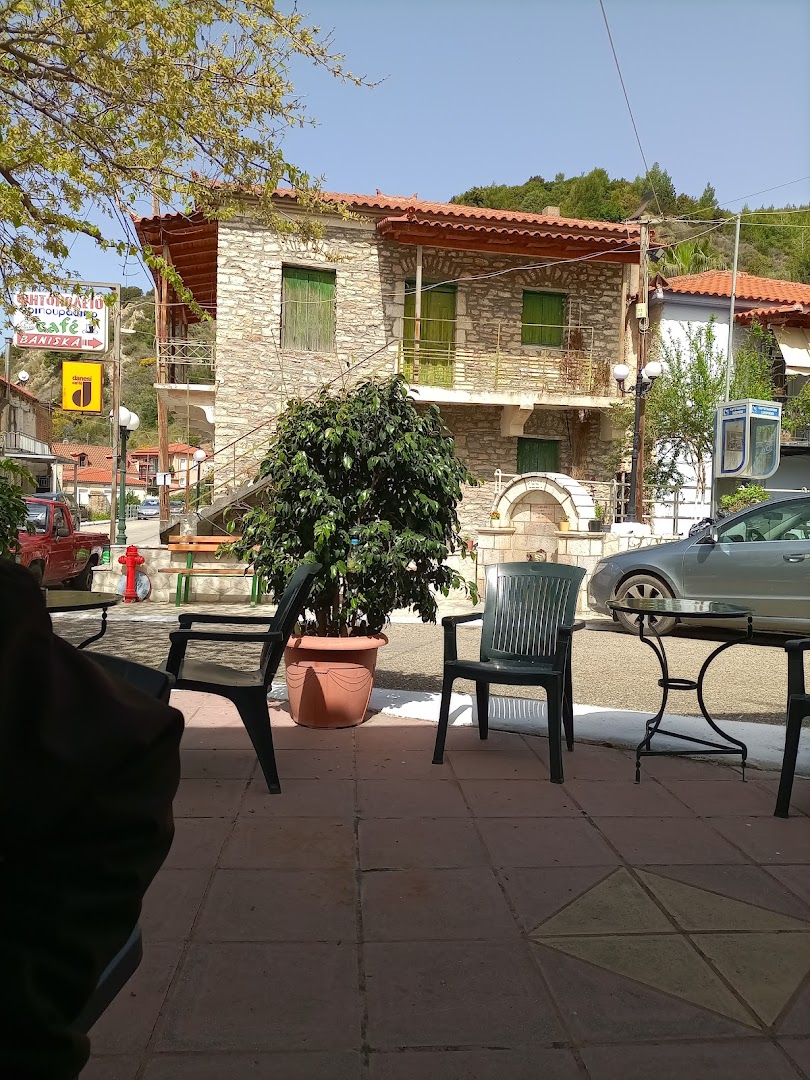Φωτογραφία: Πλατεία Λεπρέου