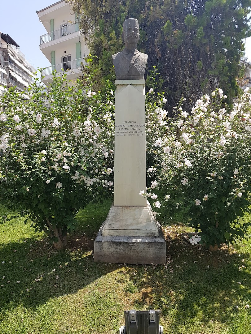 Φωτογραφία: Πλατεία Κόρακα