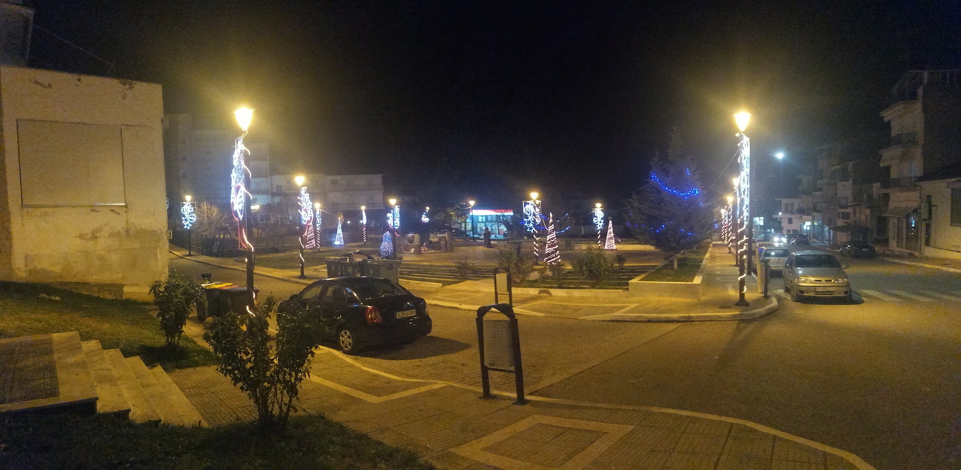 Φωτογραφία: Κεντρική πλατεία